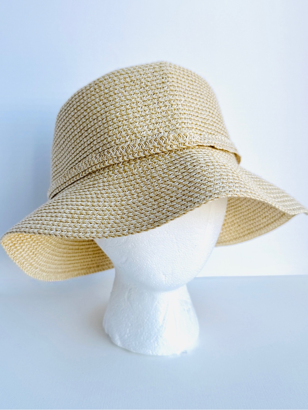 Hatmojo Women’s Woven Paper Straw Sun Hat Wide Brim Beige Cream